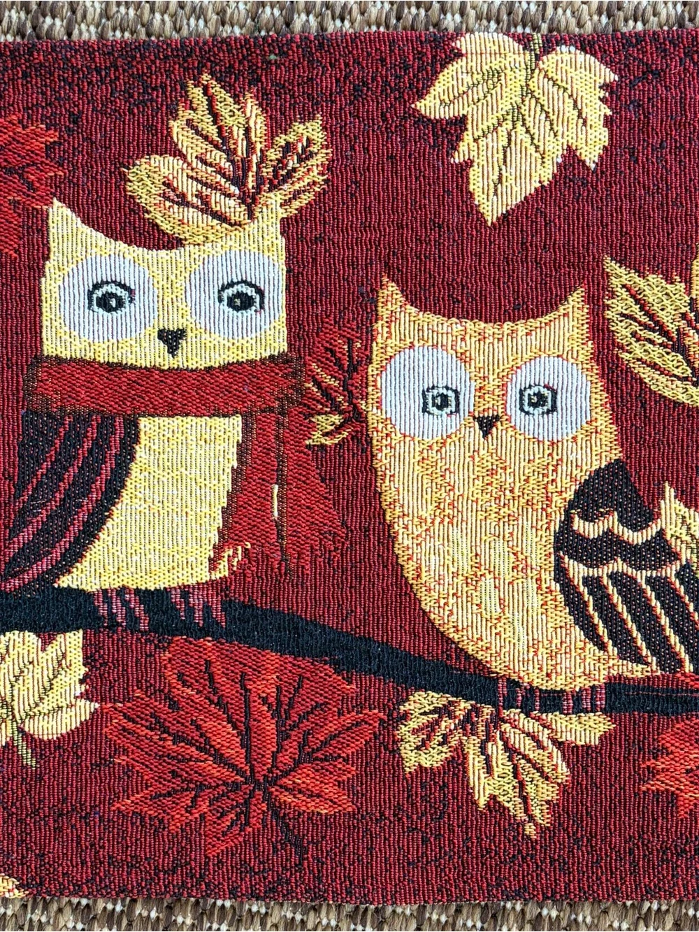 2 Autumn/Fall Owl Tapestry Placemats Leaves Kitchen Linens